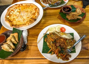 Why Bali’s Local Warungs Are Still Winning Hearts Over Trendy Cafés