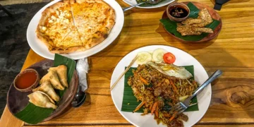 Why Bali’s Local Warungs Are Still Winning Hearts Over Trendy Cafés
